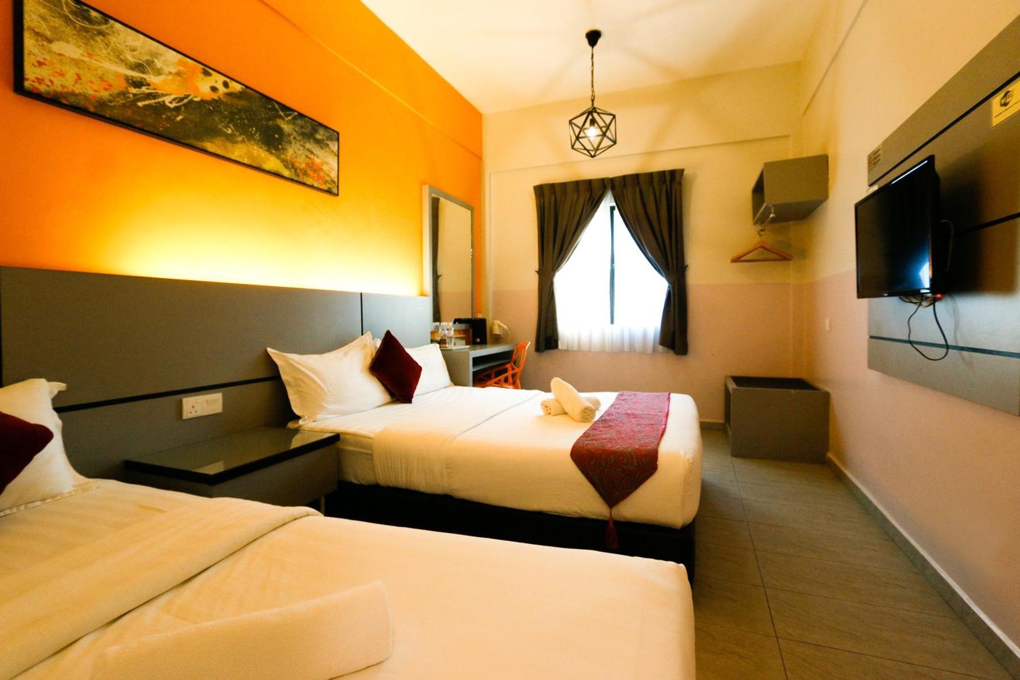Travelland Hotel